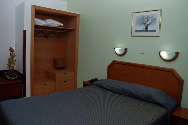 ***  Hotel Anjos Lisboa Portugal