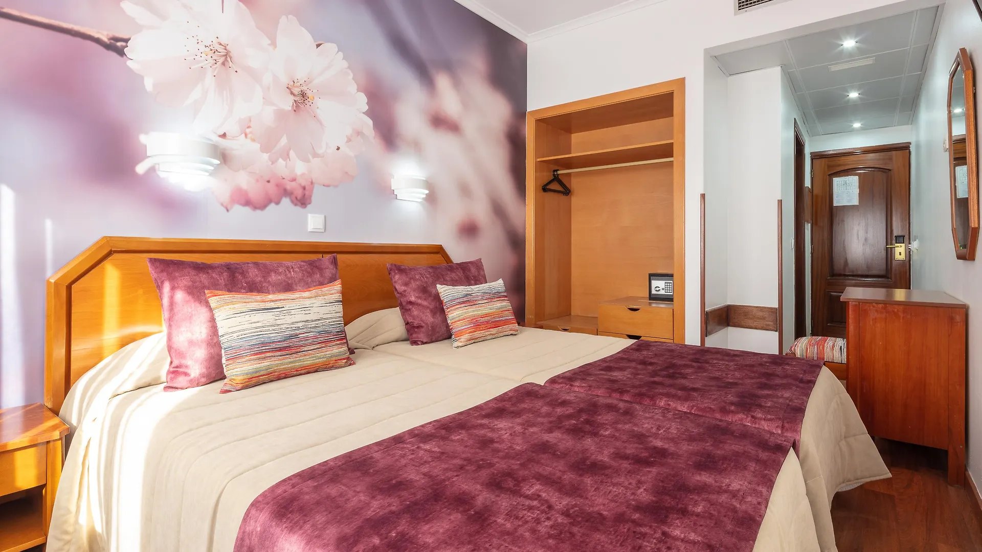 Hotel Anjos Lisbon